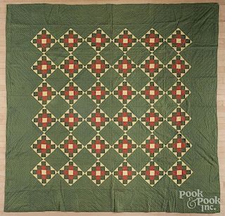 Pieced diamond pattern quilt, late 19th c., 92'' x 93''.