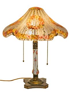 Pairpoint Reverse Painted Rose Garland And Wreath Table Lamp C. 1910, H 21'' Dia. 16''