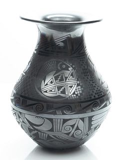 Eusebio Sandoval Mata Ortiz Pottery Vessel, H 11.75", Dia 7.5"