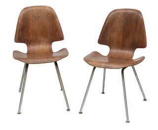 Attr. Arne Jacobsen (Danish) For Fritz Hansen Bentwood Side Chairs, C. 1960, H 32'' W 19'' Depth 21'' 1 Pair