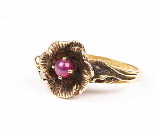 Mid Century 14K Gold, Star Ruby and Diamond Ring