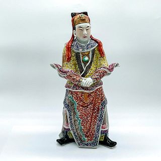 Antique Chinese Porcelain Famille Rose Warrior Figurine