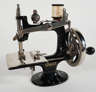 Antique Singer Sewing Machine No. 20