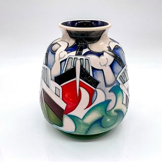 Moorcroft Pottery Trial, Homeward Bound Vase