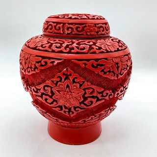 Vintage Chinese Cinnabar Lacquer Covered Jar