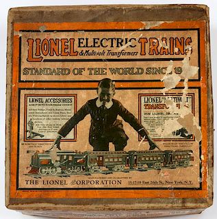 LIONEL PRE-WAR GAUGE TRAIN SET IN ORIGINAL BOXES