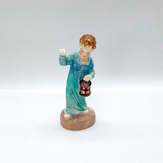 Wee Willie Winkie - HN2050 - Royal Doulton Figurine