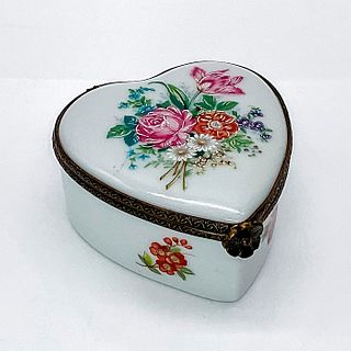 Limoges La Gloriette Trinket Box Heart Shaped Floral Motif