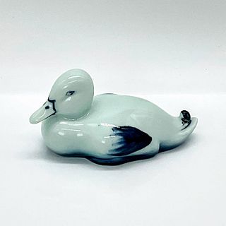 Royal Doulton Blue Flambe Figurine Duck Resting HN148B