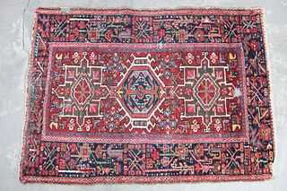 Small Red Oriental Prayer Rug w/Colorful Details