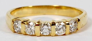 .7CT DIAMOND AND 18KT YELLOW GOLD RING
