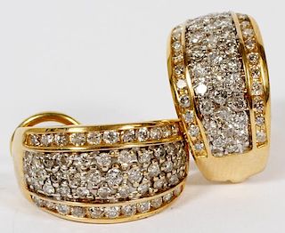1.3CT DIAMOND AND 14KT YELLOW GOLD EARRINGS PAIR