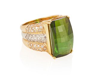 A green tourmaline and diamond ring