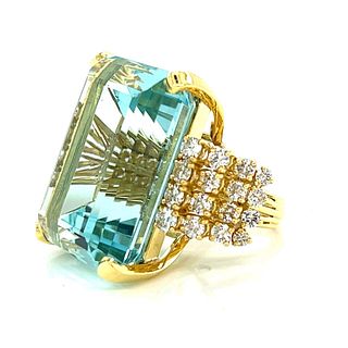 18K Yellow Gold 77.00 Ct. Aquamarine & Diamond Cocktail Ring