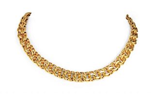 A Gold Chain Necklace