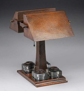 RoycroftÂ Hammered Copper Desk Lamp c1920s