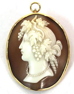 Large Antique Shell Cameo in 14K Gold Frame