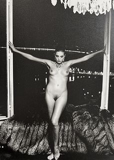Helmut Newton,  Night Nude II Nice 1981
