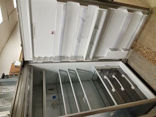 NEW SUB ZERO STAINLESS FRIDGE-ORIG $8000 6'10"H X 36"W X 26"D NEVER USED-MISSING TOP TRIM