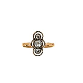Art Deco 18k Gold Ring with Diamonds