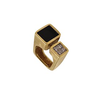 La Triomphe Geometric 1970 Ring In 14K Gold With Diamonds & Onyx