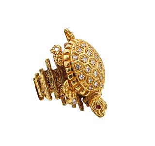 Convertible Turtle Ring Brooch In 18K Gold With Diamonds & Rubies