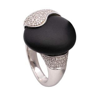 Meister Of Zurich 18Kt Gold Ring With Diamonds & Onyx