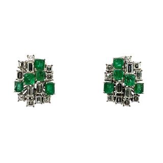 6.0 Ctw in Emerald and Diamonds 18k Gold Earrings