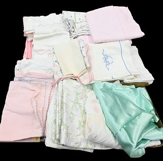 Group of Embroidered Linen, to include bed sheets and pillowcases, embroidered napkins and tablecloths.