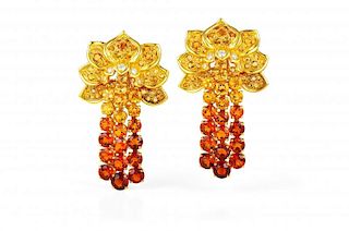 An Important Pair of Rene Boivin 1940s Gold, Citrine and Diamond Flower Earclips Pendants