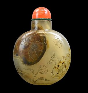 Chinese Agate Carved Snuff Bottle w/ Lotus,Qing D.