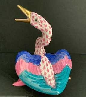 Herened Signed Porcelain Pink Swan Fishnet Pattern