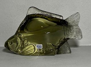 Kosta Boda Svenskt Glas  Signed Olive Green Tone Sweden Glass Art Figurine by Paul Hoff for WWF Fish. 