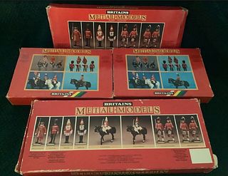 LOT 4 OF BRITAIN TOY SOLDIER FIGURINES Collection