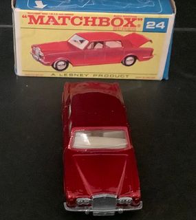 Matchbox vehicle 24 Rolls Royce Silver Shadow with box