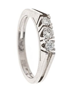 Diamond ring WG 585/000 with 3 diamonds, add. 0,24 ct l.tinted W/VS, RG 56, 3,6 g