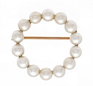 Pearl ring brooch GG 585/000 with white Akoya pearls 3.8 mm, l. 22 mm, 3.5 g