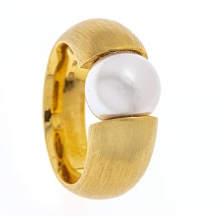 South Sea pearl tension ring GG 750/000 brushed, with an excellent white South Sea pearl 10,1 mm,