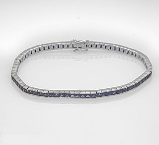 Sapphire riviÃ©re bracelet WG 750/000 with 72 faceted sapphire carrÃ©es, add. 7,20 ct darker blue,