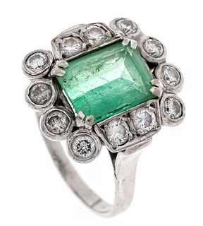Emerald-cut diamond ring WG 585/000 with an emerald-cut faceted emerald 2.8 ct lighter green,