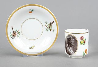 Portrait cup with saucer, cup wi