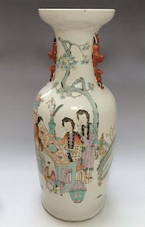 CHINESE ANTIQUE FAMILLE ROSE FIGURES ON VASE  SIGHED BY YU YICHEN 19TH CENTURY
