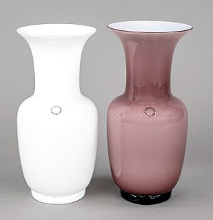 Pair of vases, Italy, end of 20t