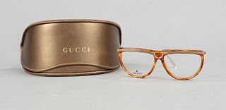 Gucci, reading glasses, plastic