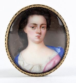 Miniature painter of the 18th century. Oval portrait of a young lady. Enamel miniature in