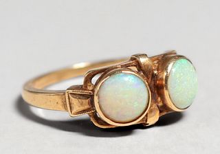 Arts & Crafts Period 14k Gold & Australian Opal Ring c1910s