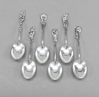 Six ice cream spoons, Sweden, 2nd half of 20th century, silver 830/000, handle each with different floral finishes, l. 15,5 cm, total weight 140 g