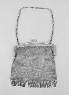 Chain bag, German, 20th century, marked Diana, silver 800/000, handle with engraved decoration, w. 16 cm, gross weight ca. 319 g