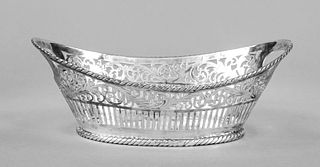 Oval basket bowl, 20th century, marked Jaric, silver 900/000, on stand ring in cord form, body with side handles, wall richly worked in openwork, l. 2