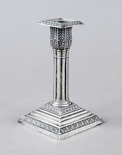 Candlestick, England, 1899, master's mark William Hutton & Sons Ltd, London, sterling silver 925/000, square stepped and filled stand, columnar shaft 
